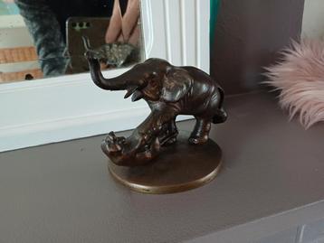 Bronzen vintage olifant vechtend met tijger 1324 g