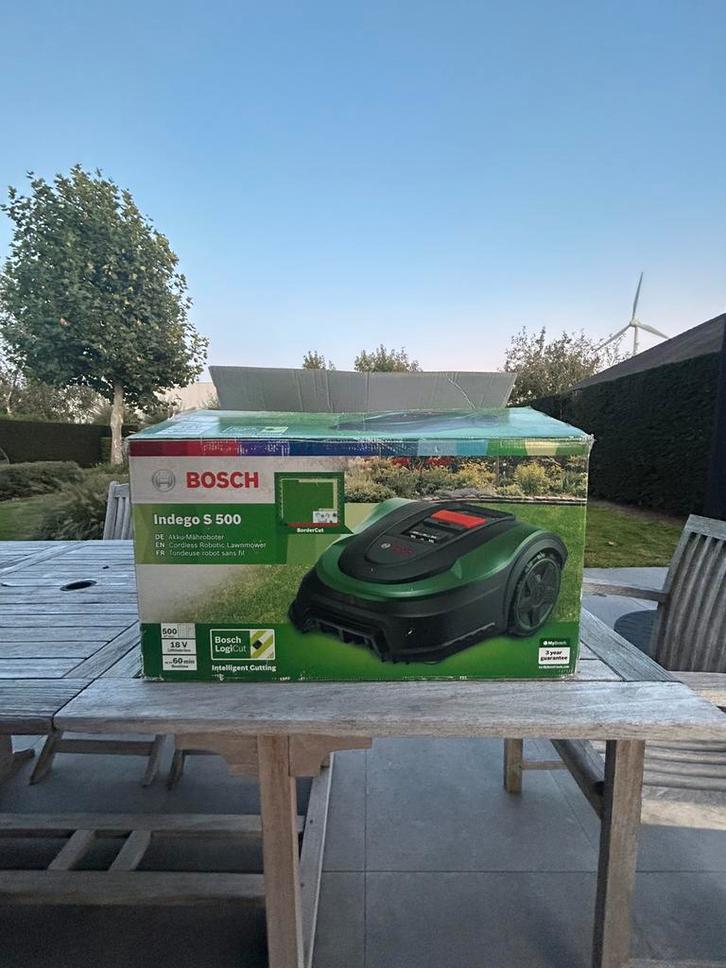 Bosh Indego S500 robotmaaier+laadstation, Tuin en Terras, Robotmaaiers, Zo goed als nieuw, Ophalen of Verzenden
