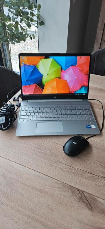 HP 15 Inch Laptop W10 Home -i5 -500GB SSD - 8GB RAM beschikbaar voor biedingen