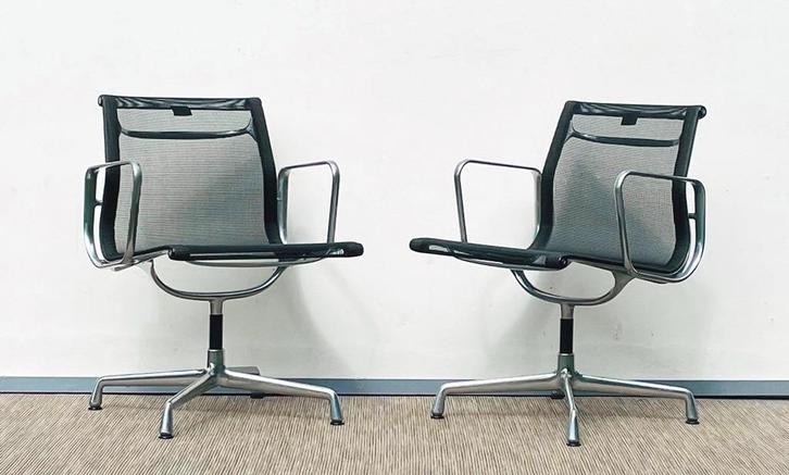 Paar van Vitra Eames Vintage armstoelen, Antiek en Kunst, Antiek | Meubels | Stoelen en Sofa's, Ophalen of Verzenden