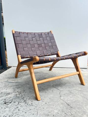 Mooi hout en echt  leder in perfecte staat vintage 1980 beschikbaar voor biedingen