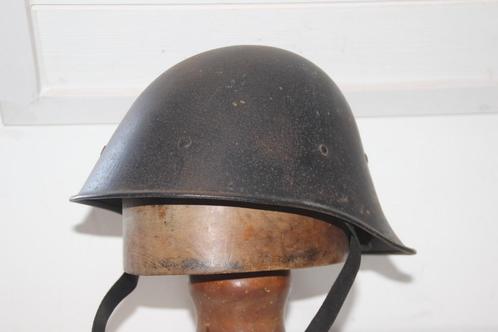 WW2 M-34 Nederlandse helm, Verzamelen, Militaria | Tweede Wereldoorlog, Landmacht, Helm of Baret, Verzenden