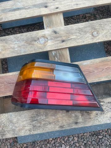 Proper achterlicht w124 1990, Ophalen