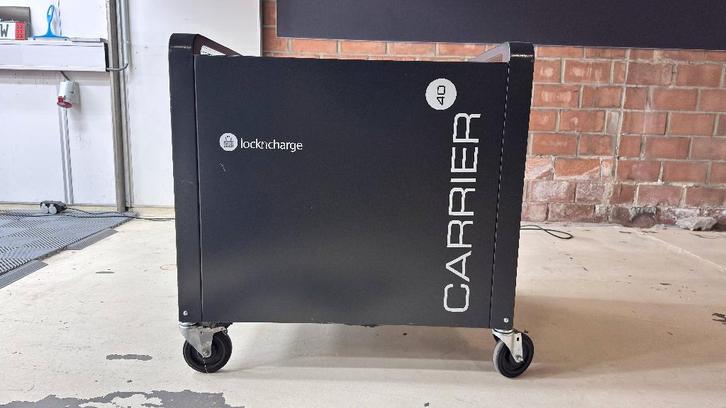 LockNcharge Carrier 40 - charging station, Computers en Software, Dockingstations, Gebruikt, Laptop, Tablet, Ophalen