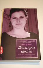 Ik was pas dertien (Lea Saskia Laasner & Hugo Stamm), Ophalen of Verzenden, Zo goed als nieuw, Lea Saskia Laasner, Esoterie en Spiritualiteit