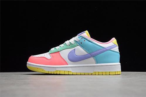 Nike SB Dunk “ SE Easter “ low, Kleding | Dames, Schoenen, Nieuw, Ophalen of Verzenden