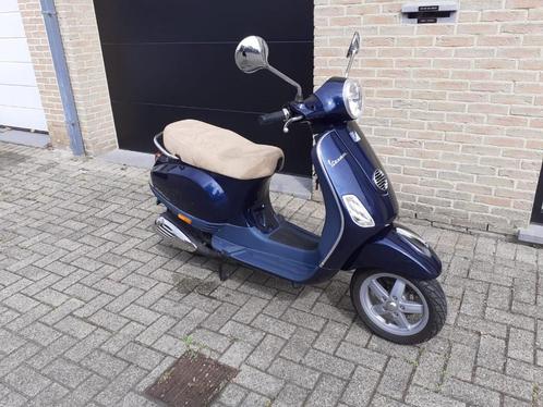 Vespa 50cc – Midnight Blue – Slechts 1.143 km!, Fietsen en Brommers, Brommers | Vespa, Zo goed als nieuw, Klasse B (45 km/u), Ophalen