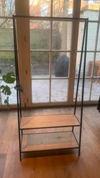 Kledingrek, Enlèvement, Comme neuf