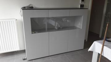 Dressoir hoogglans Karat beschikbaar voor biedingen