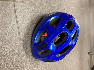 Abus fietshelm  beschikbaar voor biedingen
