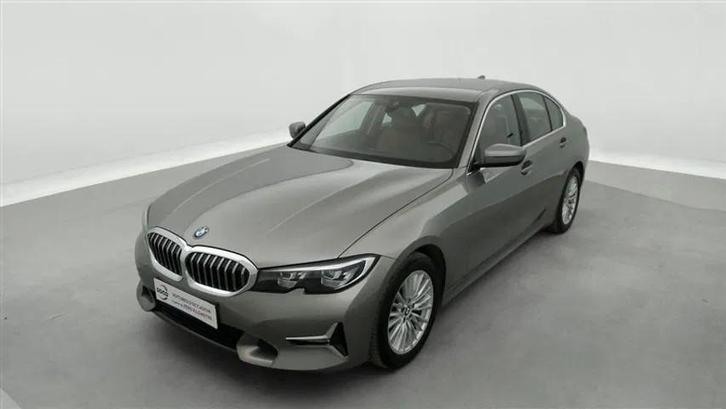 BMW 3 Serie 318 Luxury Cuir / Navi / ... (bj 2021), Auto's, BMW, Te koop, 3 Reeks, ABS, Centrale vergrendeling, Cruise Control