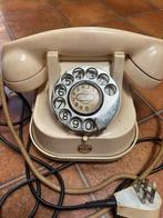 Antieke ivoorkleurige rtt telefoon 1956 prachtige telefoon, Telecommunicatie, Vaste telefoons | Niet Draadloos, Ophalen, Zo goed als nieuw