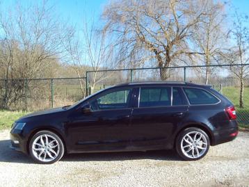Skoda Octavia Break Benzine 115PK 18"Alu Sport zw Top nw 20 beschikbaar voor biedingen