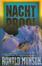 Nachtprooi Ronald Munson, Ophalen of Verzenden, Zo goed als nieuw