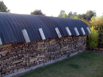 Witloofplaten, brandhoutopslag beschikbaar voor biedingen