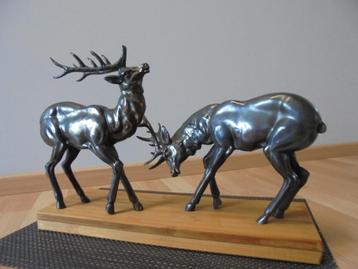 Antiek Art Deco beeld herten in brons Vintage dieren jacht beschikbaar voor biedingen