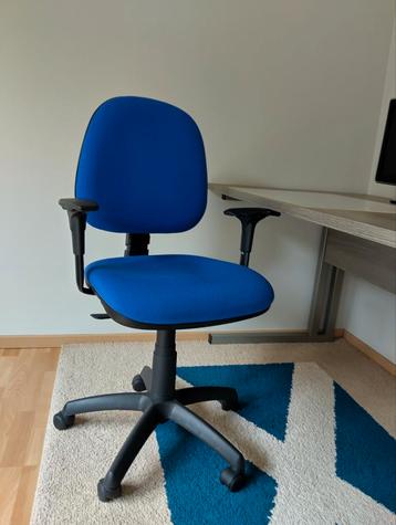 Bureaustoel blauw/zwart beschikbaar voor biedingen