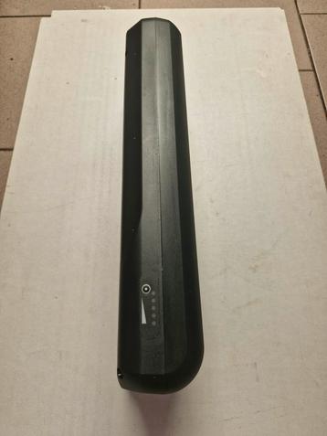Batterie 43 volts 750 BAFANG dans un état quasi neuf., Enlèvement ou Envoi, Comme neuf