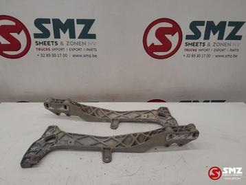 Occ set koplampsteunen L/R Mercedes beschikbaar voor biedingen