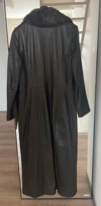 Donkerbruine lange lederen mantel, Italiaanse maat 46, Enlèvement, Comme neuf, Taille 42/44 (L), Brun