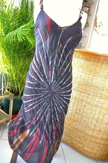 chic uitstralend uniek sierlijke jurk, Kleding | Dames, Jurken, Overige kleuren, Ophalen of Verzenden, Deluxe Collection, Maat 36 (S)