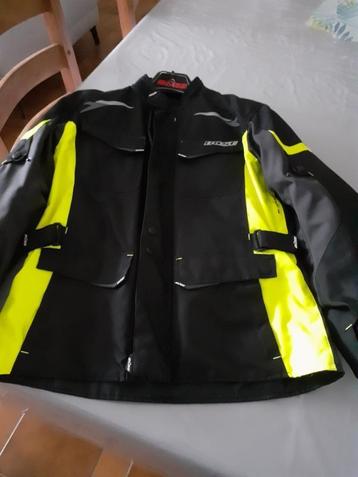 TE KOOP TWEE NIEUWE MOTO JASSEN BUSE beschikbaar voor biedingen