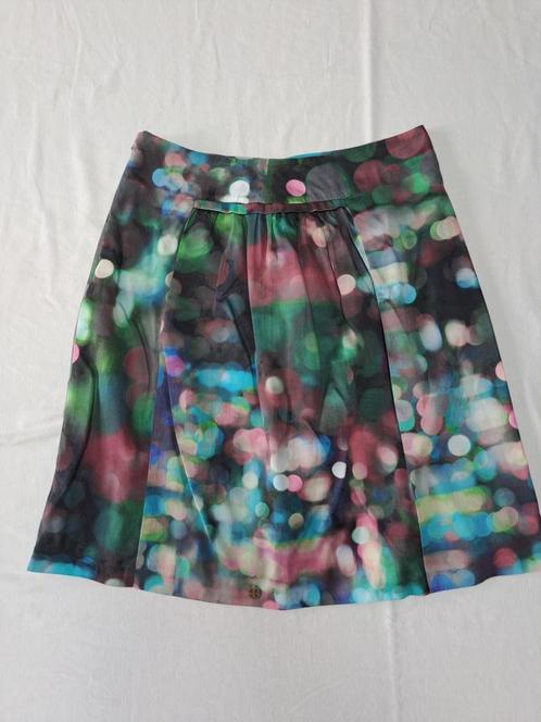 Van Hassels rok met cirkels maat 38, Kleding | Dames, Rokken, Zo goed als nieuw, Maat 38/40 (M), Overige kleuren, Knielengte, Ophalen of Verzenden