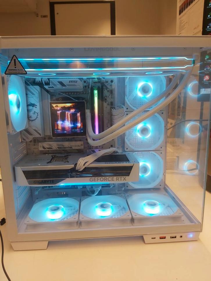 Pc gamer Aquarium neuf à saisir rtx 5070 et ryzen 7 7800x3d, Informatique & Logiciels, Ordinateurs de bureau, Neuf, 4 Ghz ou plus