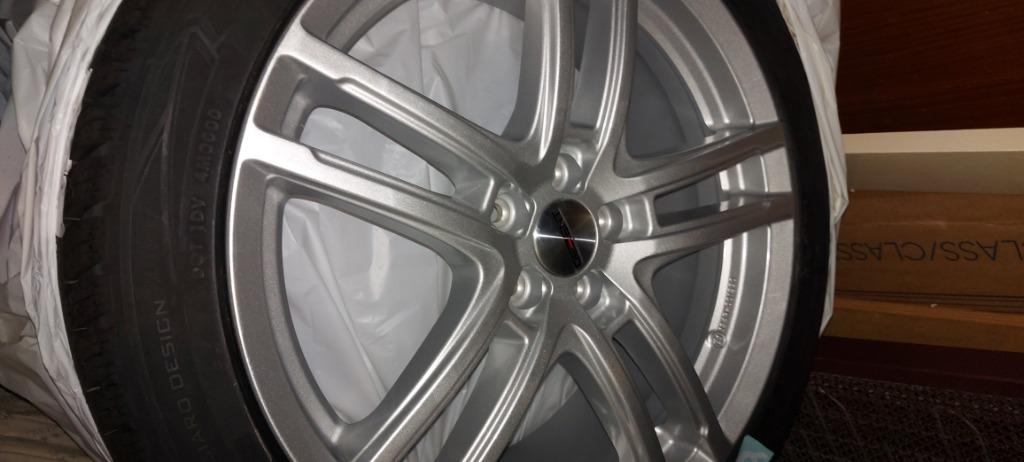 Te koop splinternieuwe 18" winterset, Ophalen, 18 inch, Winterbanden, Banden en Velgen