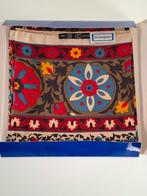 Yves Saint Laurent, prachtige vintage foulard., Kleding | Dames, Mutsen, Sjaals en Handschoenen, Ophalen of Verzenden, Zo goed als nieuw