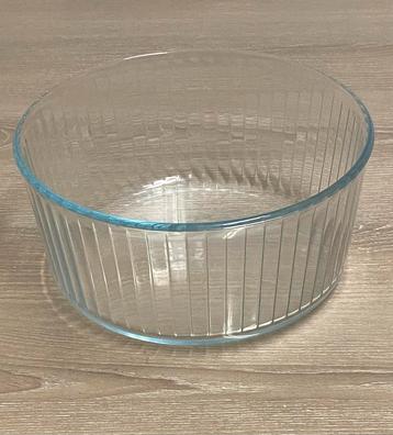 Geblazen mal van pyrexglas, prijs: 8€ beschikbaar voor biedingen