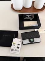 Portefeuille porte monnaie chanel, Enlèvement, Comme neuf, Cuir