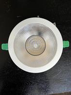 15 lichtarmaturen:Sylvania INSAVER SLIM 03035 UGR19 IP44 205, Maison & Meubles, Lampes | Spots, LED, Spot encastrable ou Spot mural