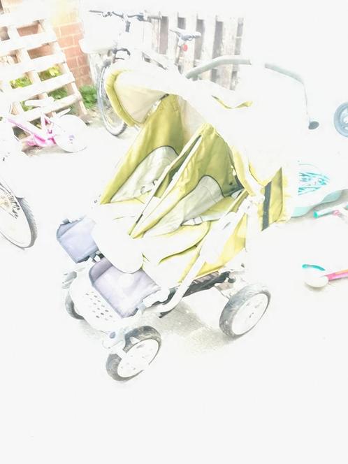 Tweeling buggy/ 2 persoons buggy, Kinderen en Baby's, Kinderwagens en Combinaties, Zo goed als nieuw, Ophalen