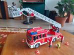 Camion de pompier - grande échelle - 6 pompiers, Enfants & Bébés, Jouets | Playmobil, Enlèvement, Comme neuf, Ensemble complet
