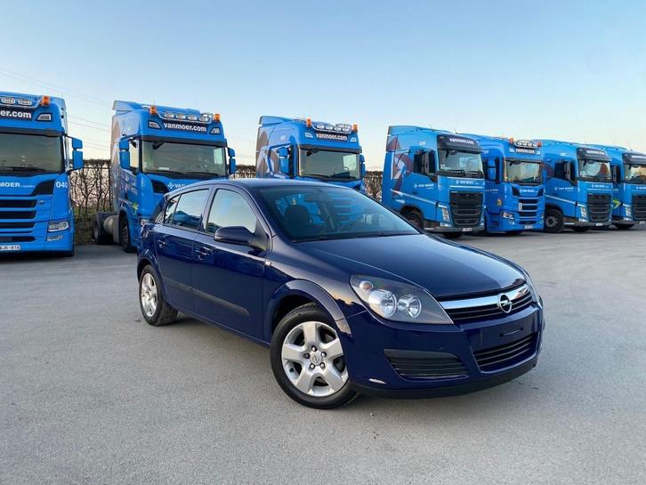 •⁠  ⁠Opel Astra  •⁠  ⁠26/07/2006 •⁠  ⁠55000.km, Auto's, Opel, Bedrijf, Astra, ABS, Airbags, Airconditioning, Bluetooth, Boordcomputer