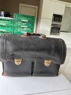 OLD SCHOOL MODEL IN ZWART LEDER, Ophalen, Gebruikt, Minder dan 30 cm, Zwart