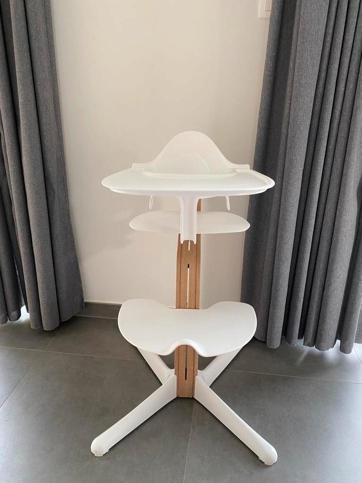 Nomi(Stokke)  meegroei kinder eetstoel, Kinderen en Baby's, Kinderstoelen, Zo goed als nieuw, Ophalen