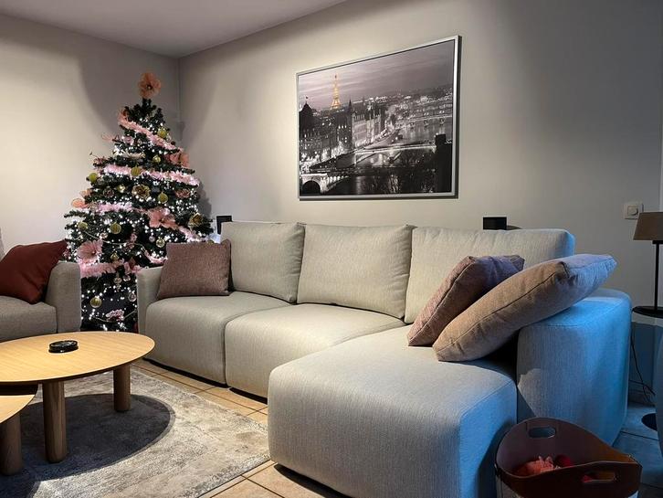 Verstebaar design salon met bleutooth, Huis en Inrichting, Zetels | Zetels en Chaises Longues, Zo goed als nieuw, Driepersoons