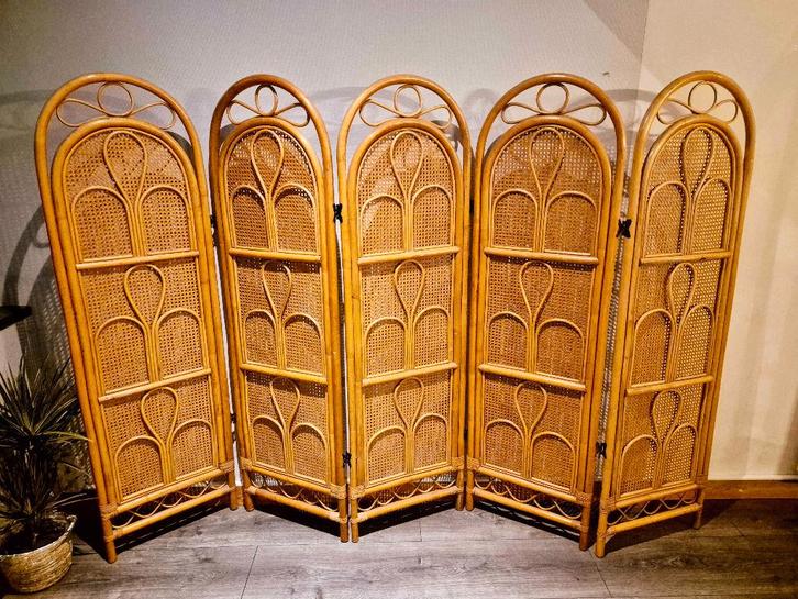 Zeer groot vintage rotanscherm, Huis en Inrichting, Woonaccessoires | Kamerschermen, Ophalen