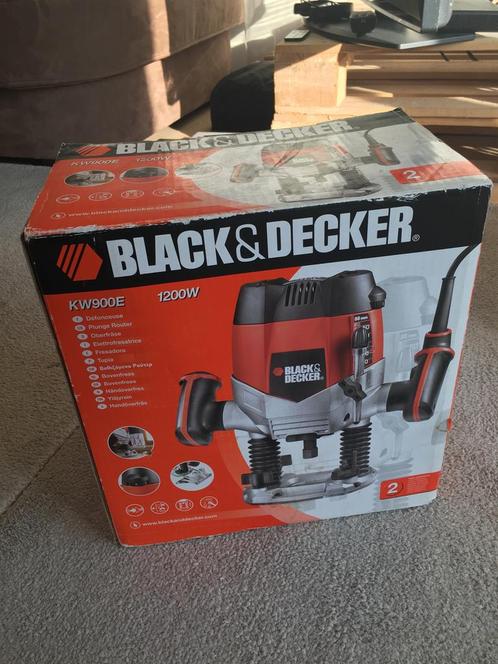 Black & Decker KW900E 1200W-router - nieuw, Doe-het-zelf en Bouw, Gereedschap | Freesmachines, Nieuw, Elektrisch, Ophalen of Verzenden