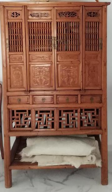 meuble "garde manger" chinois  beschikbaar voor biedingen