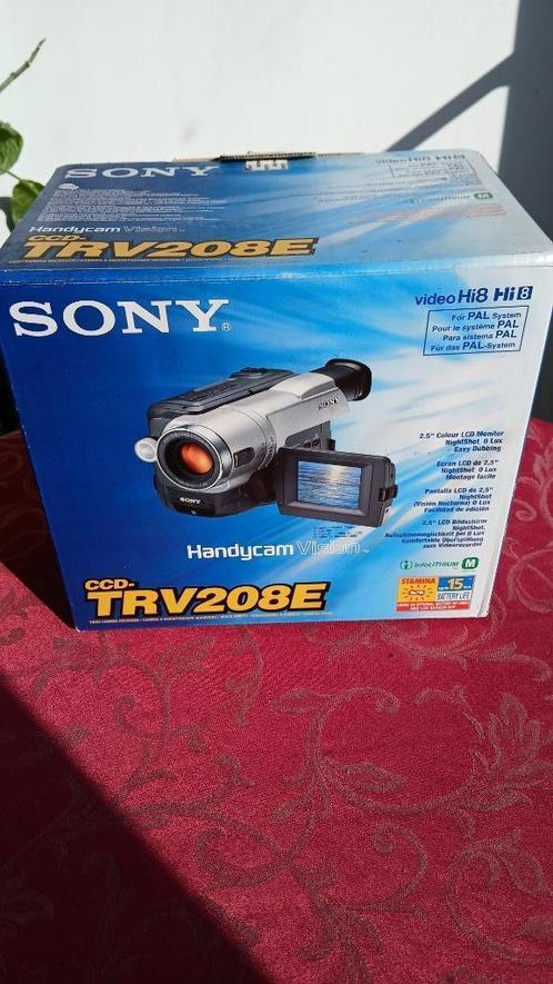 Diverse videocamera's getagd in video 8 hi 8 mini dv vhs-c -, Audio, Tv en Foto, Videocamera's Analoog, Camera, Hi 8, Ophalen of Verzenden