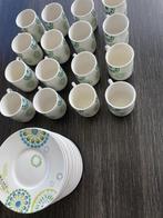 16 espresso / kleine tasjes met schoteltje (nooit gebruikt), Huis en Inrichting, Ophalen, Zo goed als nieuw, Kop(pen) en/of Schotel(s)