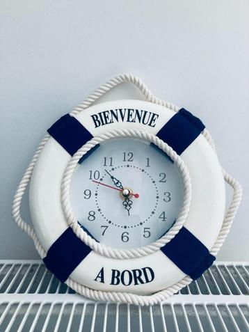 WANDKLOK "BIENVENUE A BORD" beschikbaar voor biedingen
