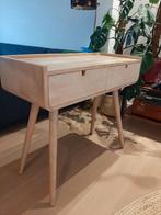Bureau / Tafeltje, Huis en Inrichting, Bureaus, Ophalen, Zo goed als nieuw, Bureau