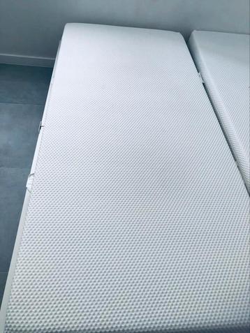 2  Foammatrassen stevig/wit, 90x200 cm van Ikea beschikbaar voor biedingen