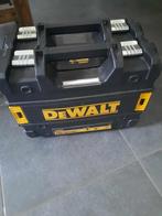 deWalt boor en schroefmachine in koffers, 400 tot 600 watt, Zo goed als nieuw, Ophalen, Boor- en Schroefmachine