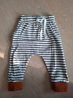 Pantalon de survêtement HEMA taille 68, Pantalon, Garçon ou Fille, Enlèvement ou Envoi, Comme neuf