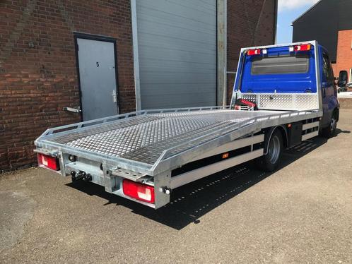 Iveco Daily Takelwagen 35C12, Automaat, Euro 6, Auto's, Bestelwagens en Lichte vracht, Particulier, ABS, Airbags, Centrale vergrendeling